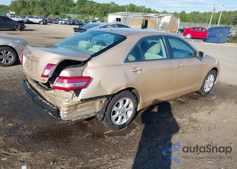 2011 Toyota Camry Le z USA, uszkodzony, nr VIN 4T1BF3EK8BU225406